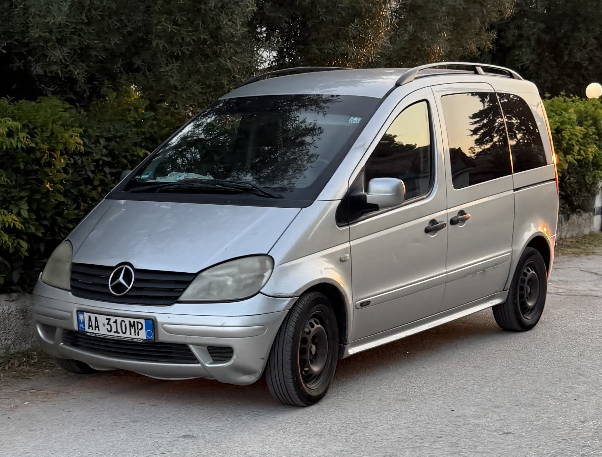 AA 310 MP, Mercedes-Benz Vaneo 1st gen (W414), 2002–2005
