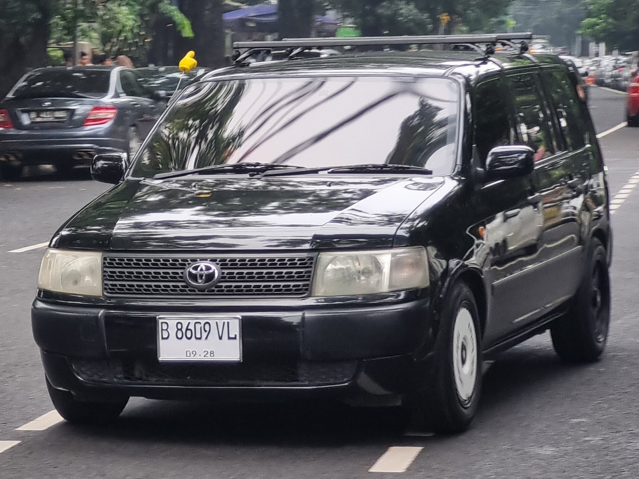 B 8609 VL, Toyota Probox 1st gen (XP50), 2002–2014