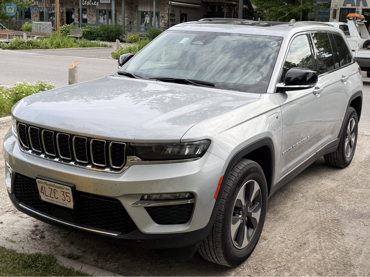 4LZC 35, Jeep Grand Cherokee 5th gen (WL), 2021–