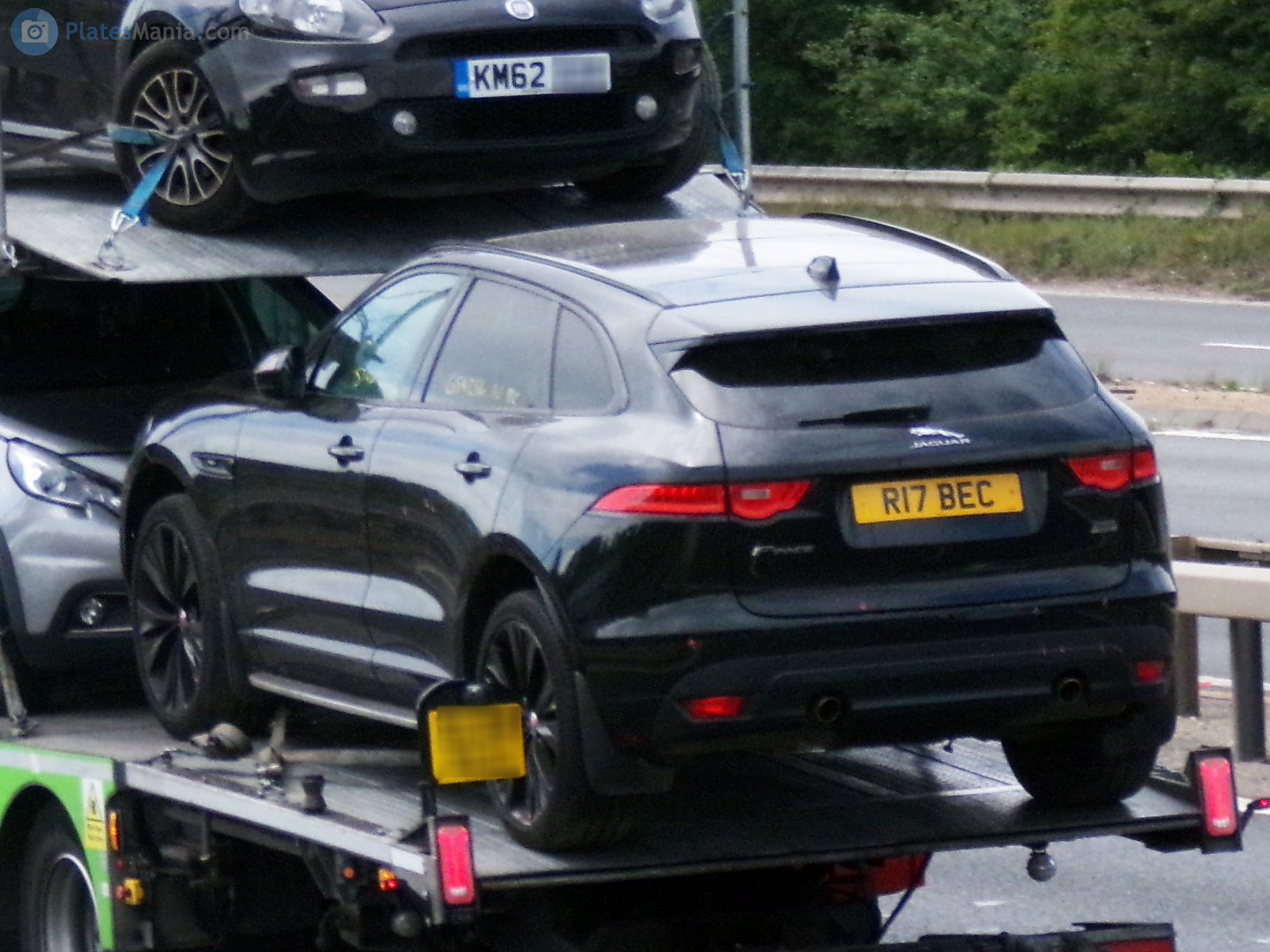 R17BEC, Jaguar F-Pace 1st gen (X761), 2016–