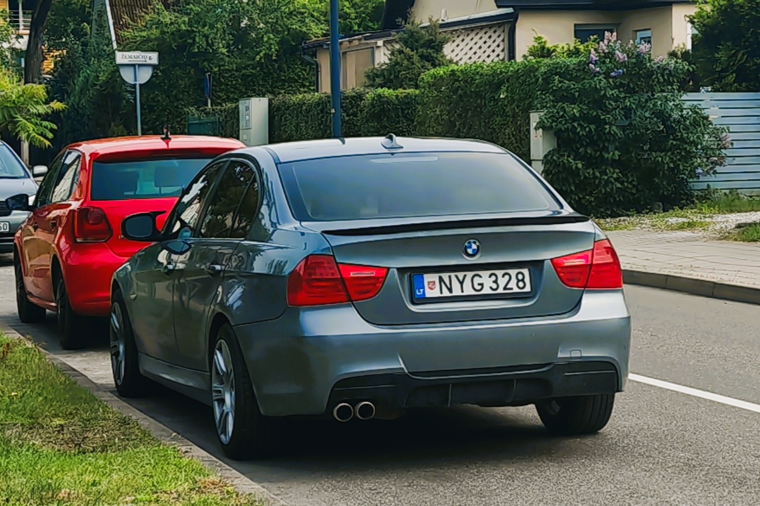 NYG 328, BMW 3 Series 5th gen Sedan (E90), 2005–2011