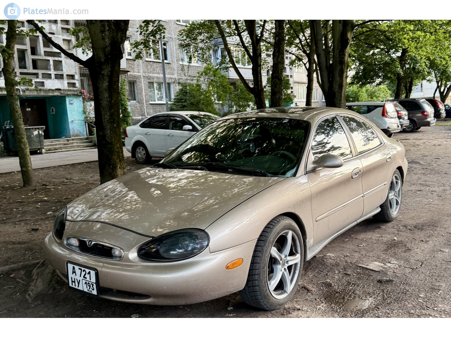 а 721 ну 193, Mercury Sable 3rd gen Sedan (DN101), 1995–1999