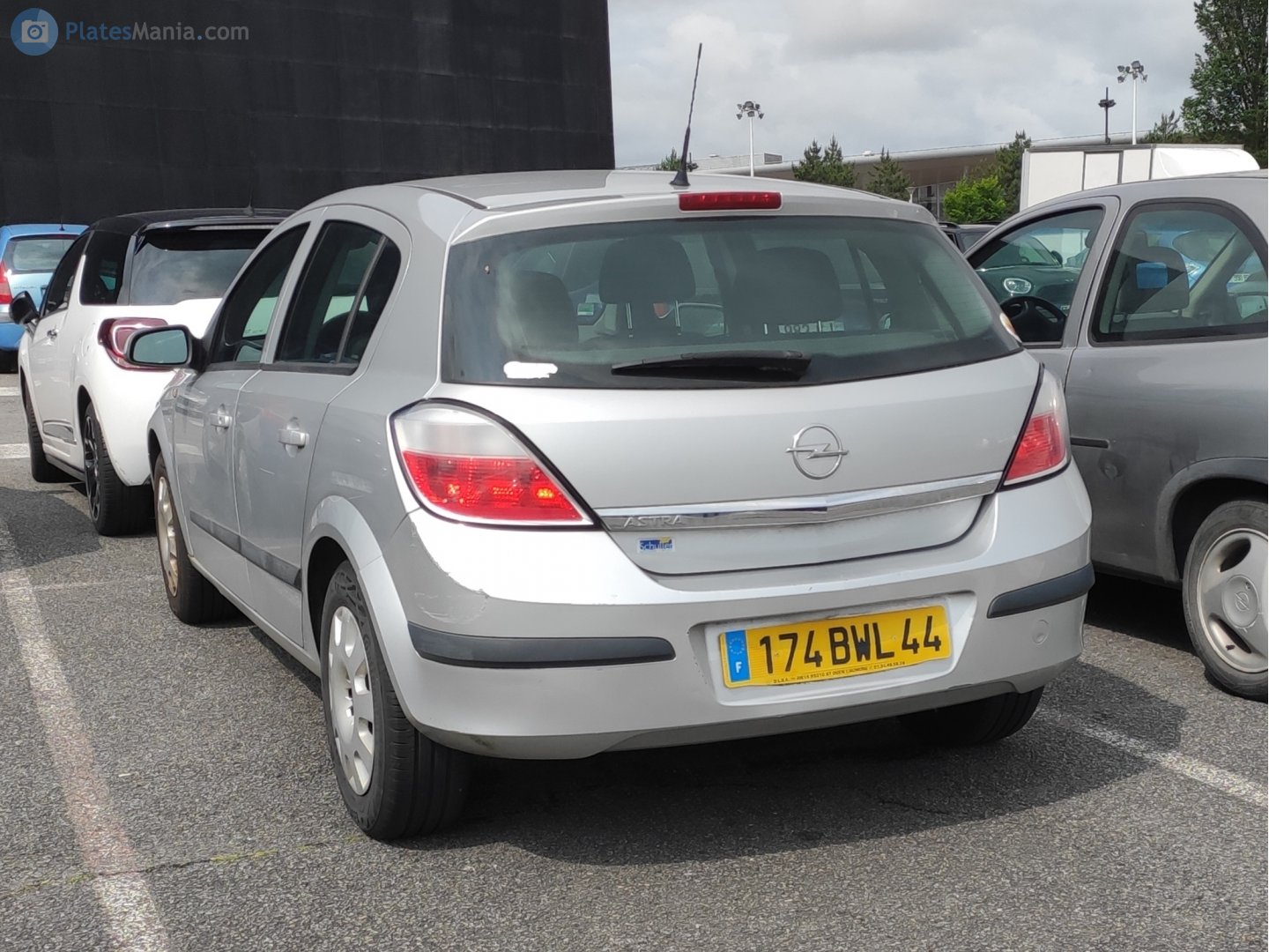 174 BWL 44, Opel Astra 3rd gen 5-door Hatch (H; A04), 2004–2014
