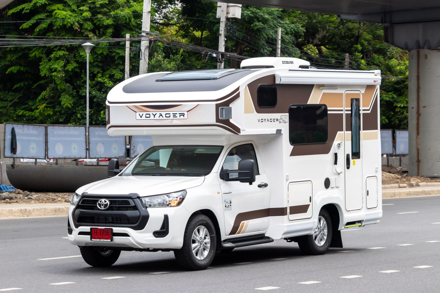 ษ-1798, Toyota Hilux 8th gen (AN120/AN130), 2015–