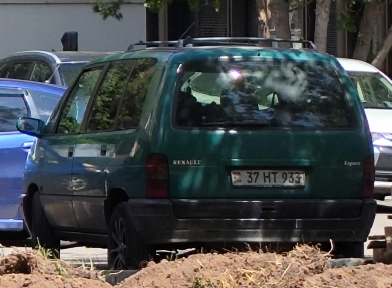 37 HT 933, Renault Espace 2nd gen (J63), 1991–1996