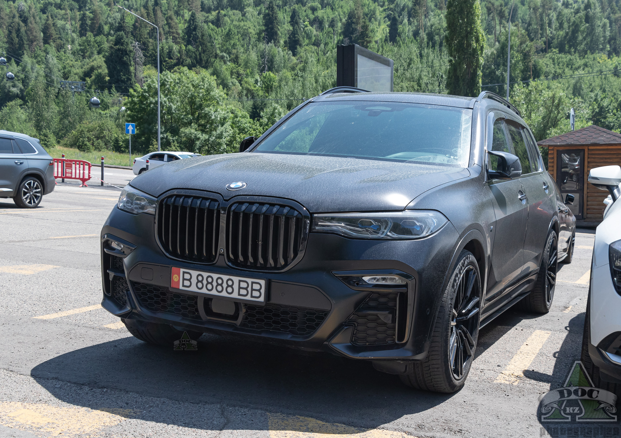 B 8888 BB, BMW X7 1st gen (G07), 2019–2022
