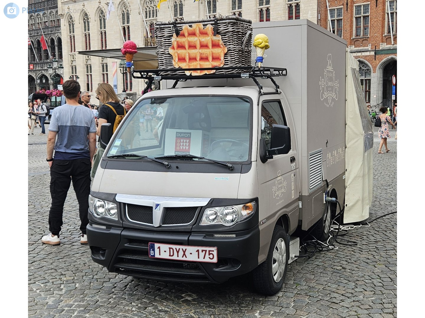 1-DYX-175, Piaggio Porter 1st gen (S90), 1992–2020