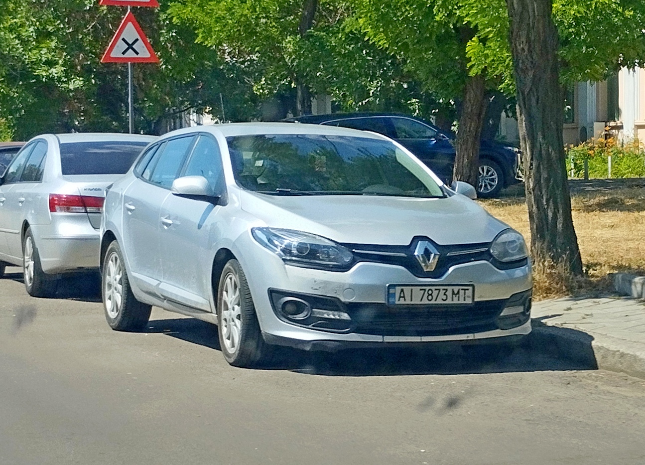AI 7873 MT, Renault Mégane 
