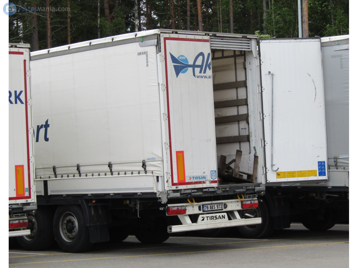 76 AAS 972, Tirsan 
