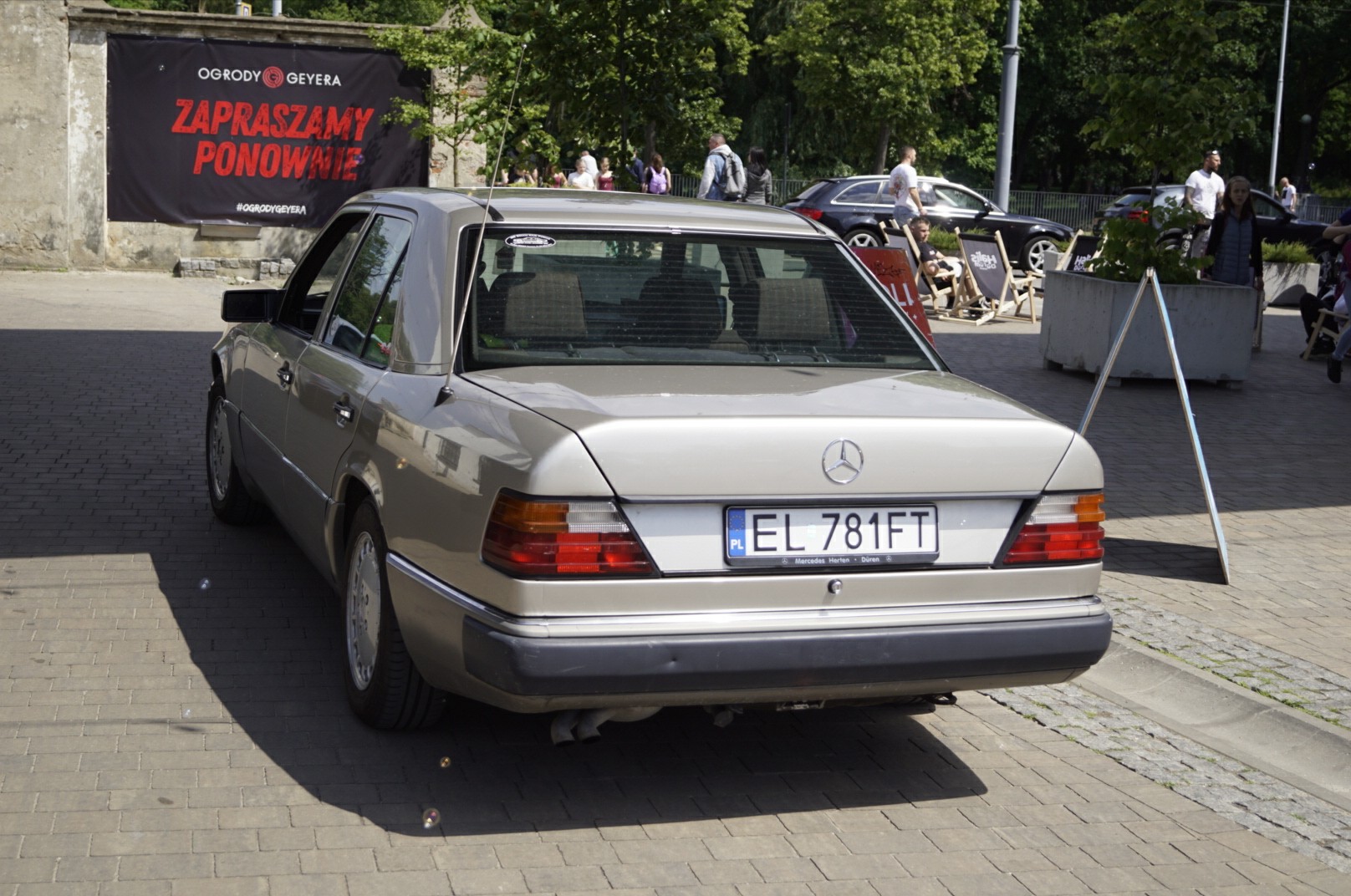 EL 781FT, Mercedes-Benz E-Klasse 1st gen Sedan (W124), 1984­–1995