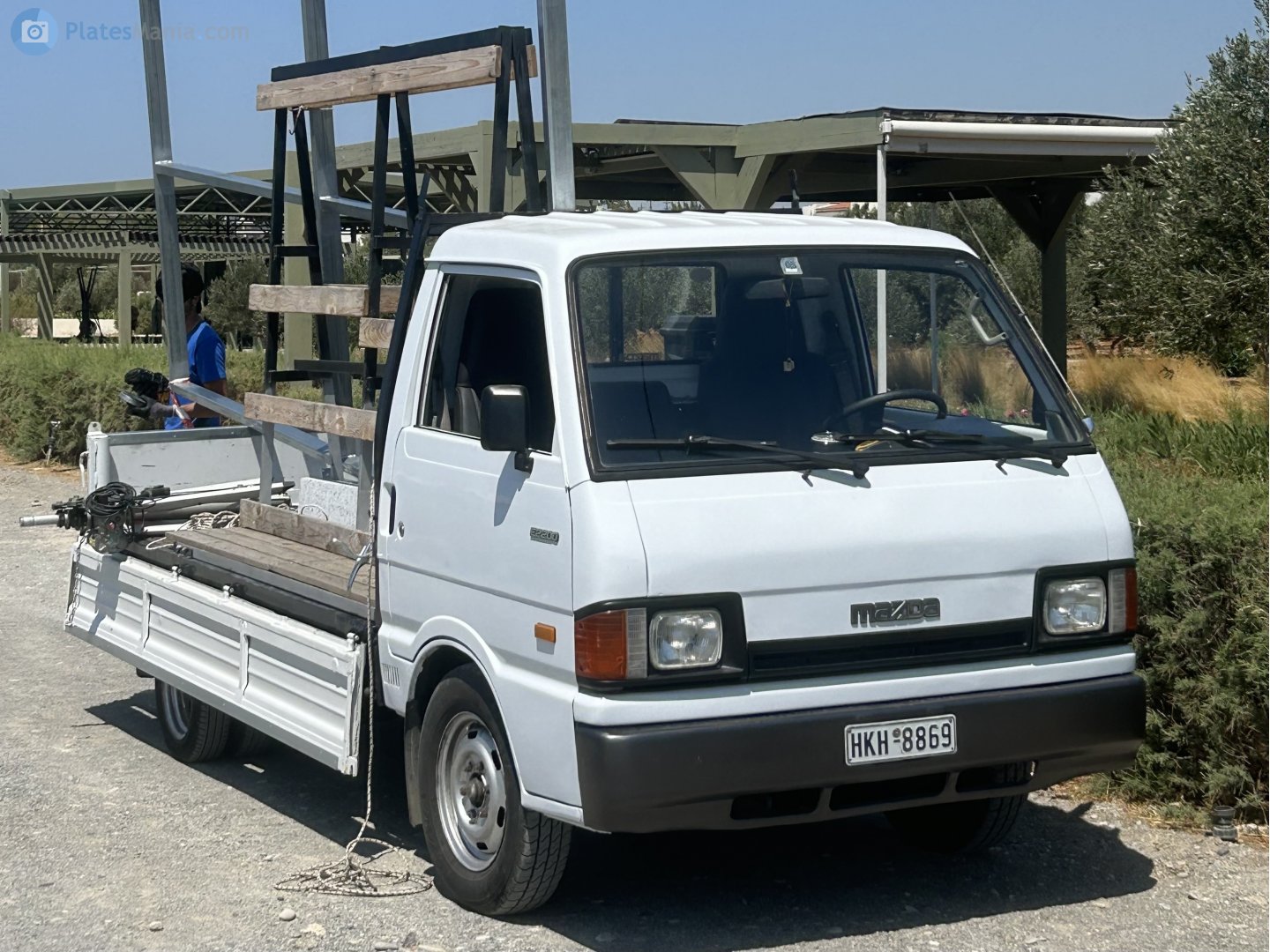 HKH-8869, Mazda Bongo 3rd gen Truck, 1983–1999