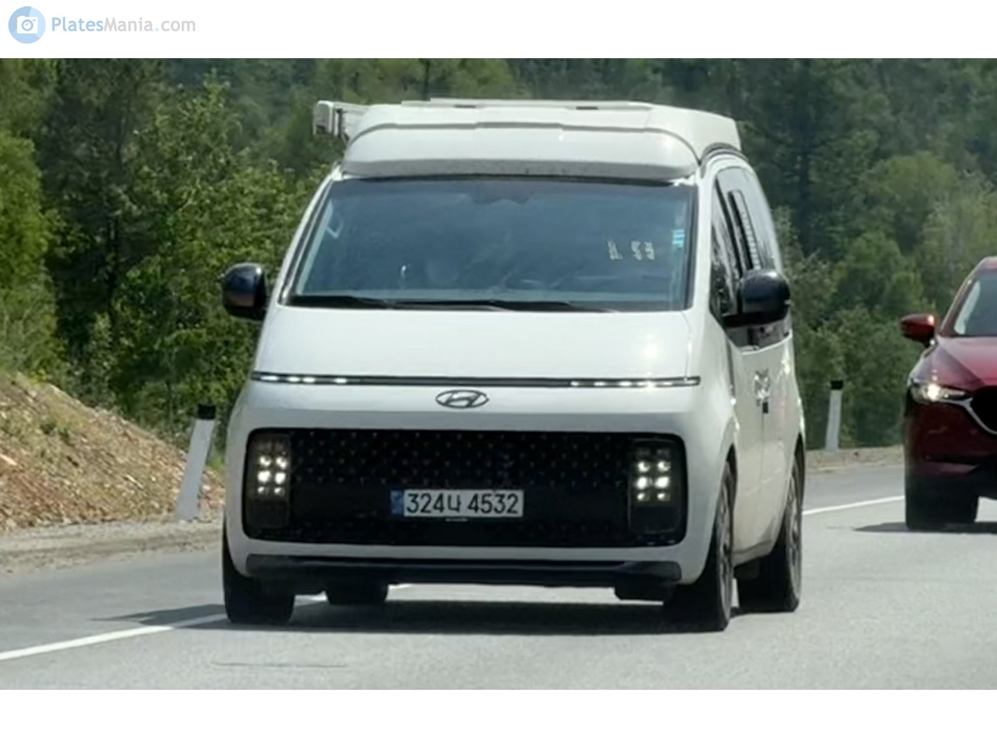 324나 4532, Hyundai Staria 1st gen (US4), 2021–