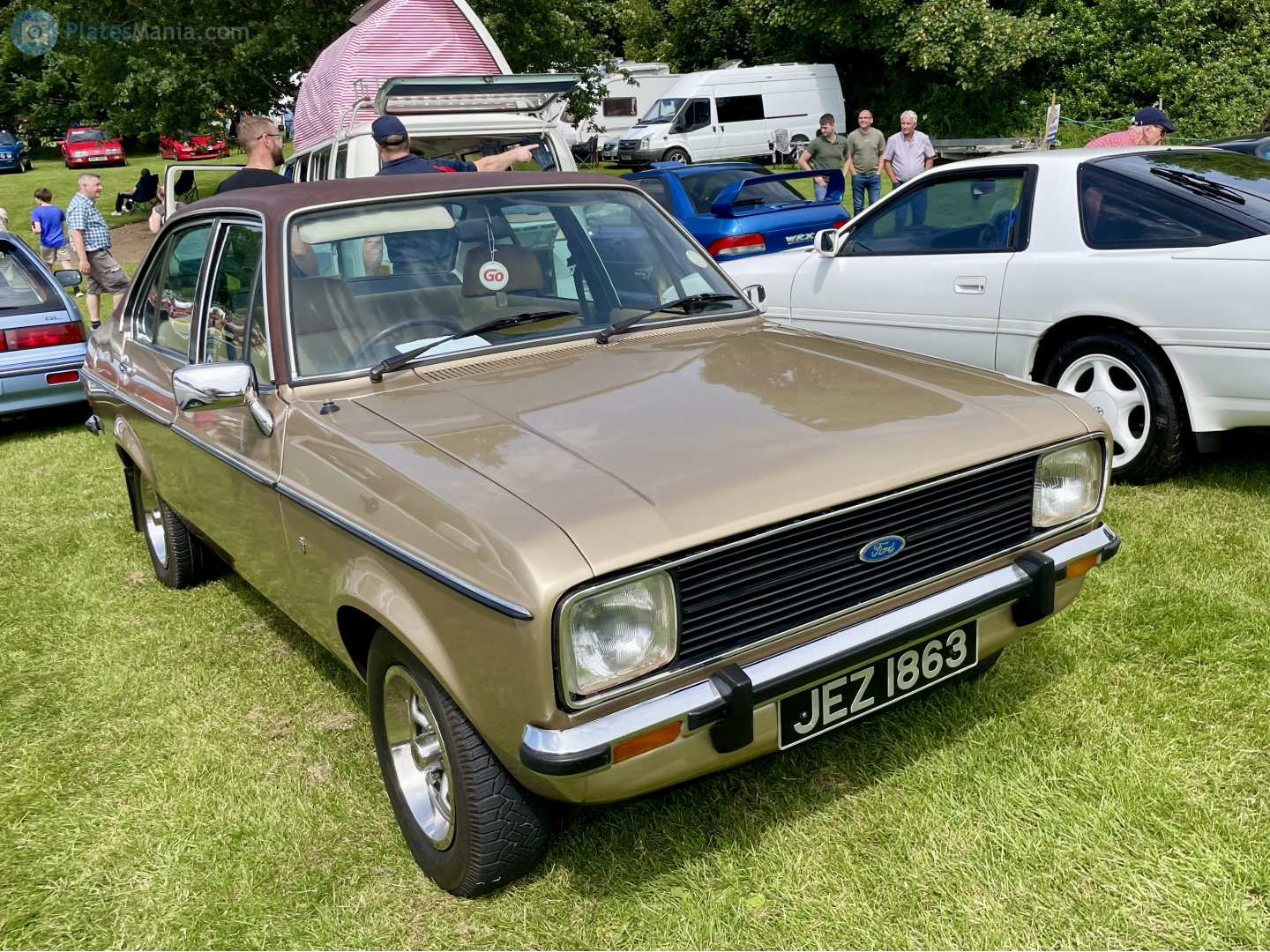 JEZ1863, Ford Escort 2nd gen 4-door Sedan (AFR), 1974–1980