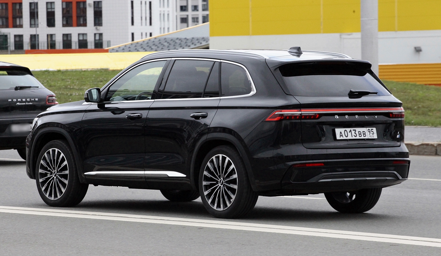 а 013 вв 95, Geely Xingyue 1st gen Monjaro/L SUV (KX11), 2021­–