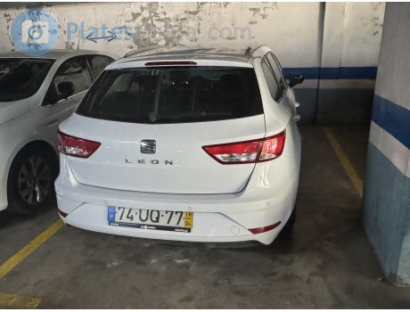 74-UQ-77, SEAT León