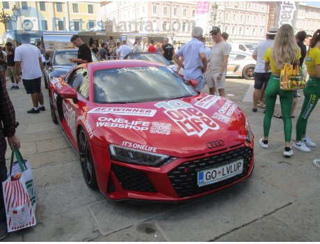 GO LVLUP, Audi R8