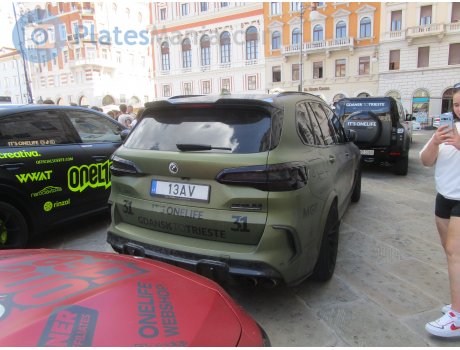 13AV, BMW X5M