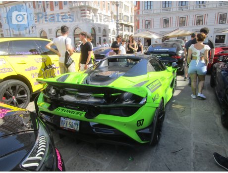KPX 5803, McLaren 720S