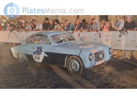 1-OYI-647, FIAT 1100