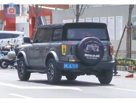沪E·JL713, Ford Bronco