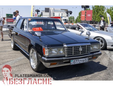 077 ZYB 02, Toyota Crown