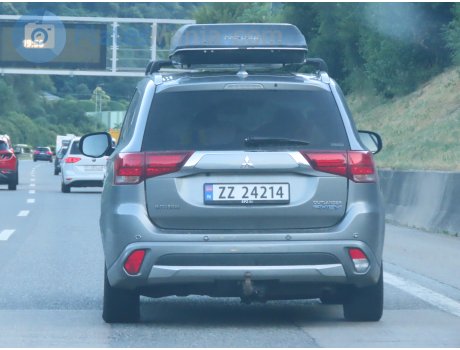ZZ 24214, Mitsubishi Outlander