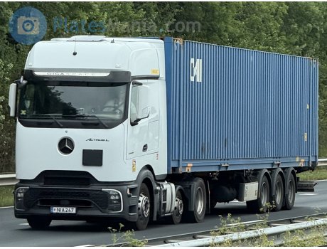 NIA 247, Mercedes-Benz Actros