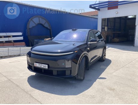 01 717 SKR, Li Xiang L7