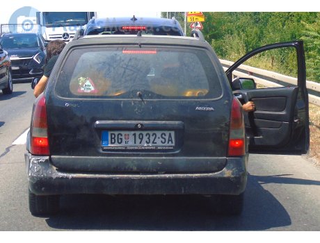 BG 1932-SA, Opel Astra