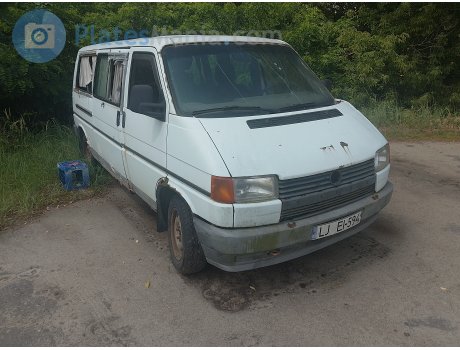 LJ EI-594, Volkswagen Transporter
