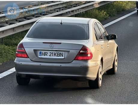 HR 21 KBN, Mercedes-Benz E-Klasse