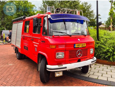 VRP-30-F, Mercedes-Benz T2