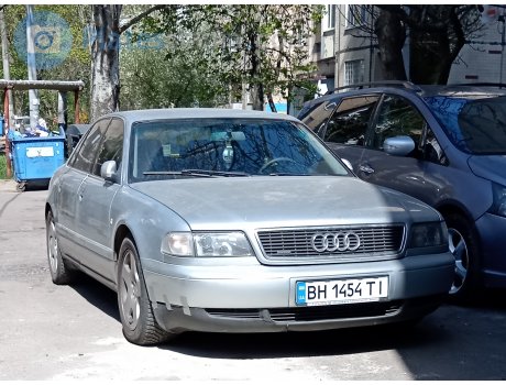 BH 1454 TI, Audi A8