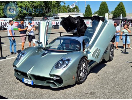 GX 939 VS, Pagani Utopia