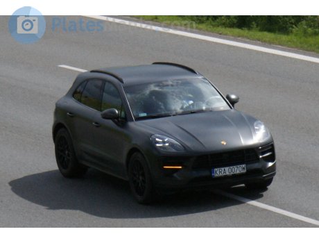 KRA 0070W, Porsche Macan