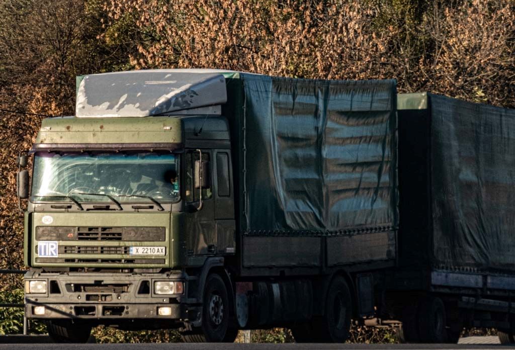 X 2210 AX, DAF 