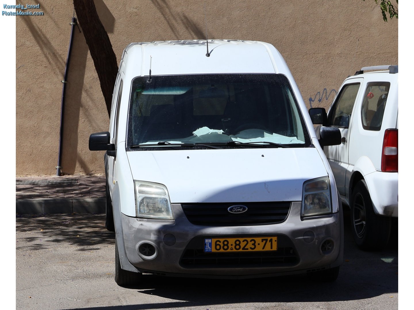 68-823-71, Ford Tourneo Connect 1st gen (V227), 2002–2013