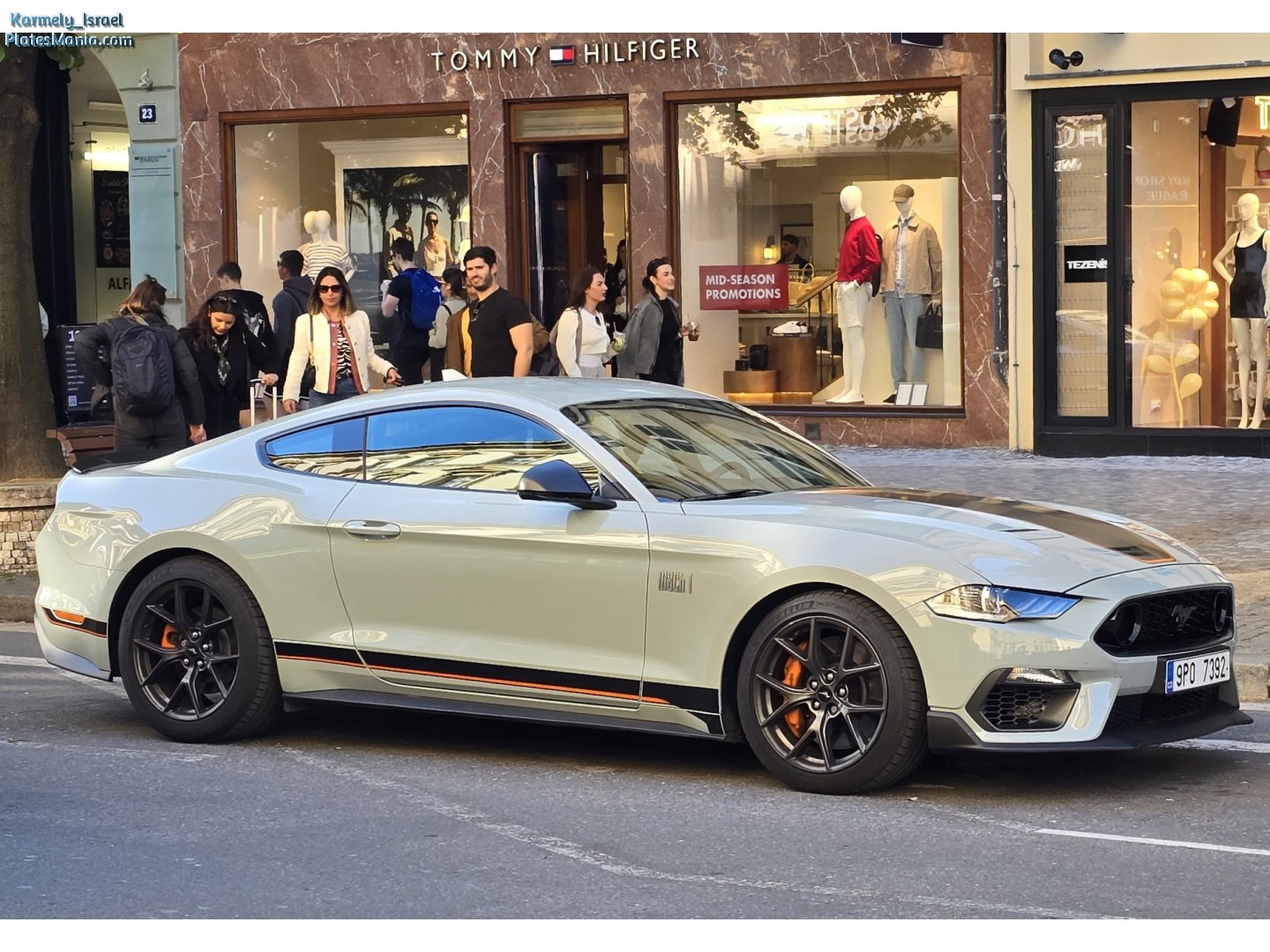 9P0 7392, Ford Mustang 6th gen 2-door Coupé (S550), facelift, 2017–2023