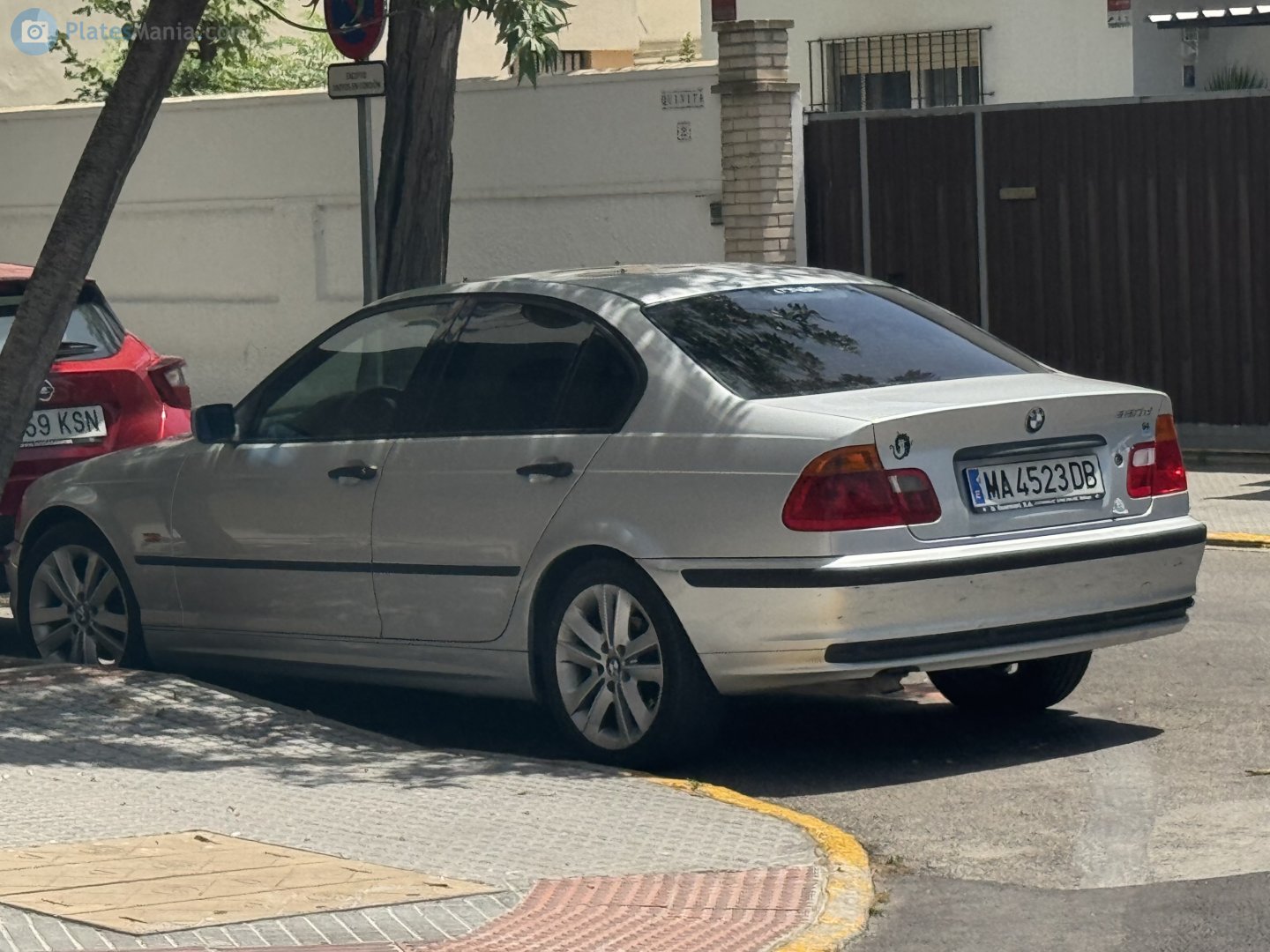 MA 4523 DB, BMW 3 Series 4th gen Sedan (E46), 1998–2005