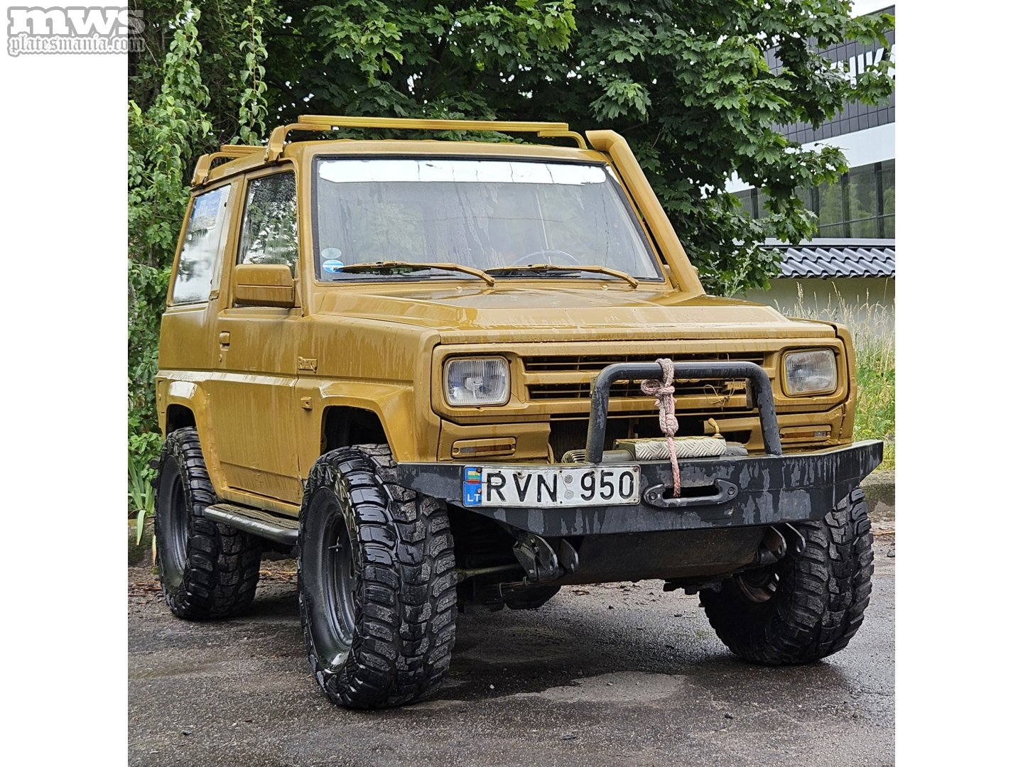 RVN 950, Daihatsu Rocky 