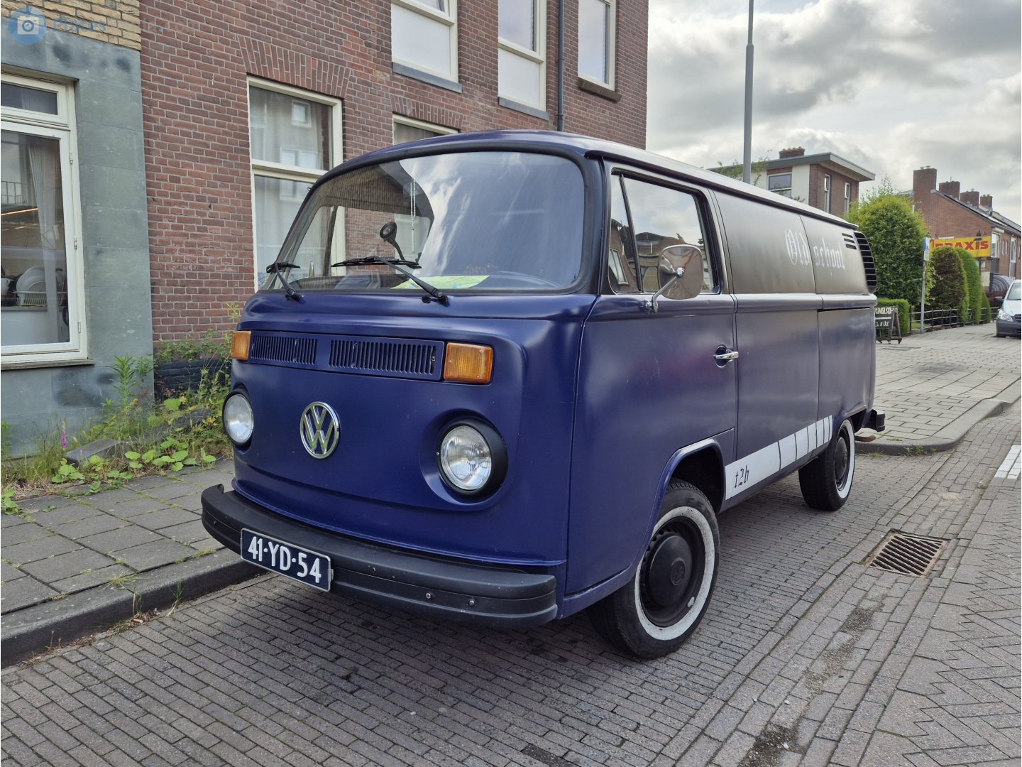 41-YD-54, Volkswagen Kombi 2nd gen Bus/Kombi Van (T2b), 1st facelift, 1967–1979 (–1982 for BR- and MX-market)