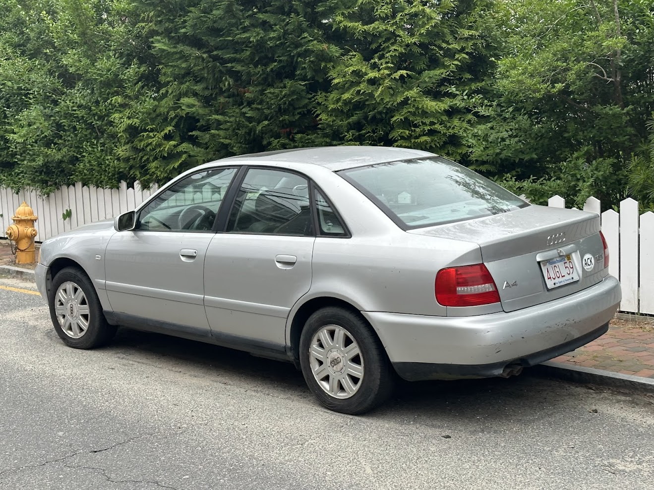 4JGL 59, Audi A4 1st gen Sedan (B5/8D2), 1994–2000