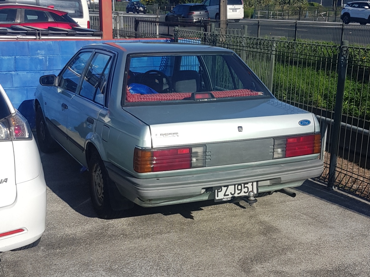 PZJ951, Ford Laser 2nd gen Sedan (BF/KC/KE), 1987–1990 (–1997 for ID-market)