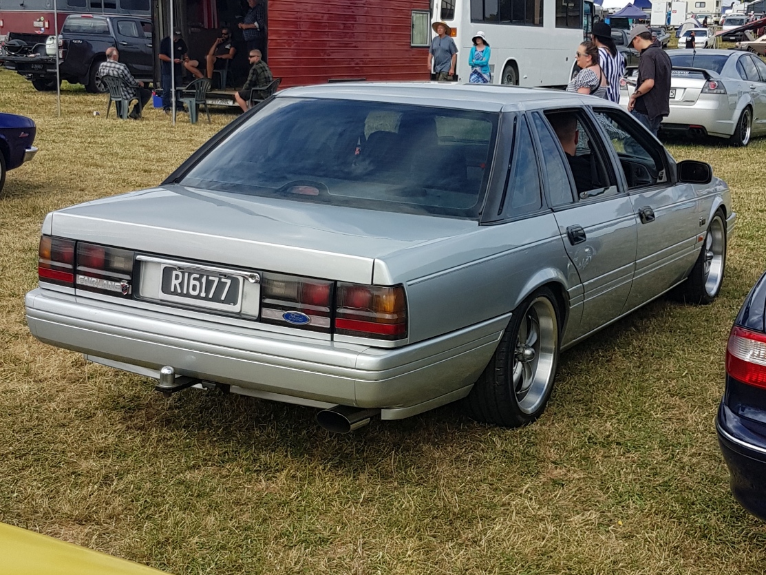 RI6177, Ford Fairlane Australia: 4th gen (NA/NC; AU-market), 1988–1995