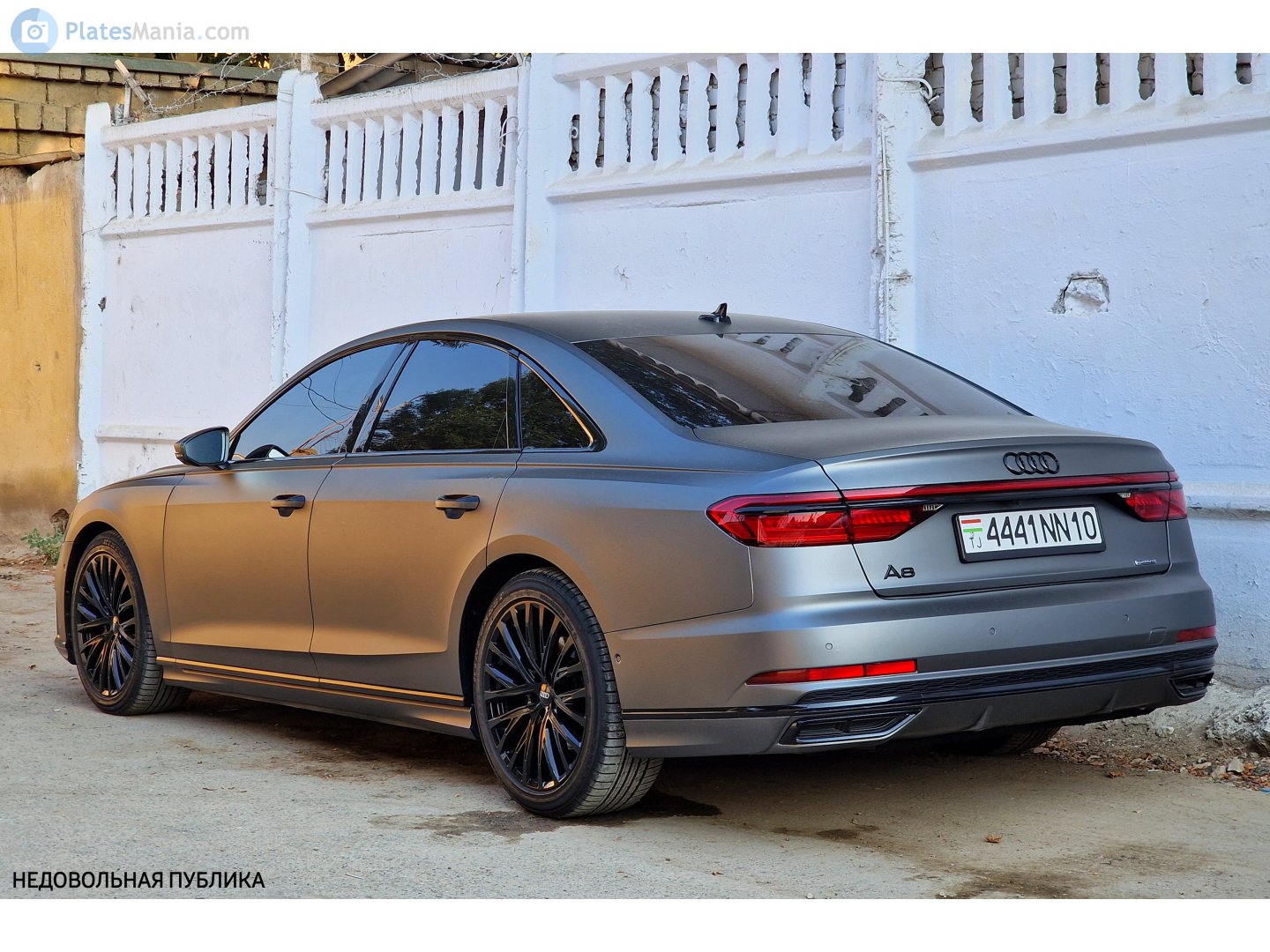 4441NN10, Audi A8 