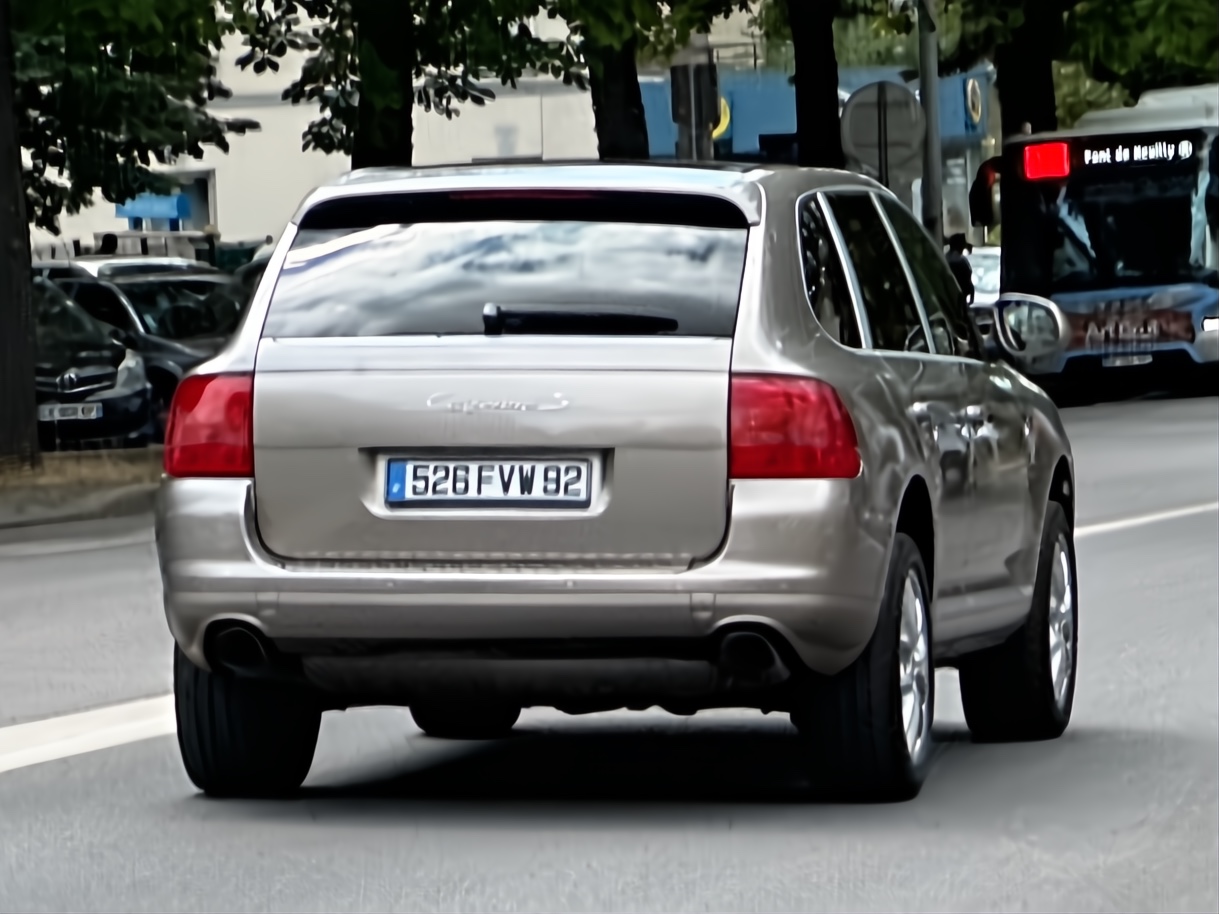 526 FVW 92, Porsche Cayenne 1st gen (955; 9PA), 2002–2007