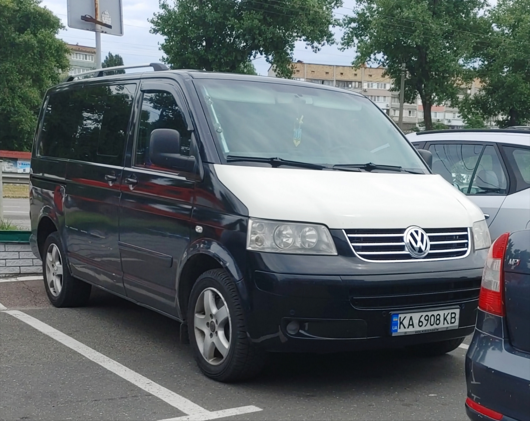 KA 6908 KB, Volkswagen Multivan T5 (7H/7E), 2003–2009