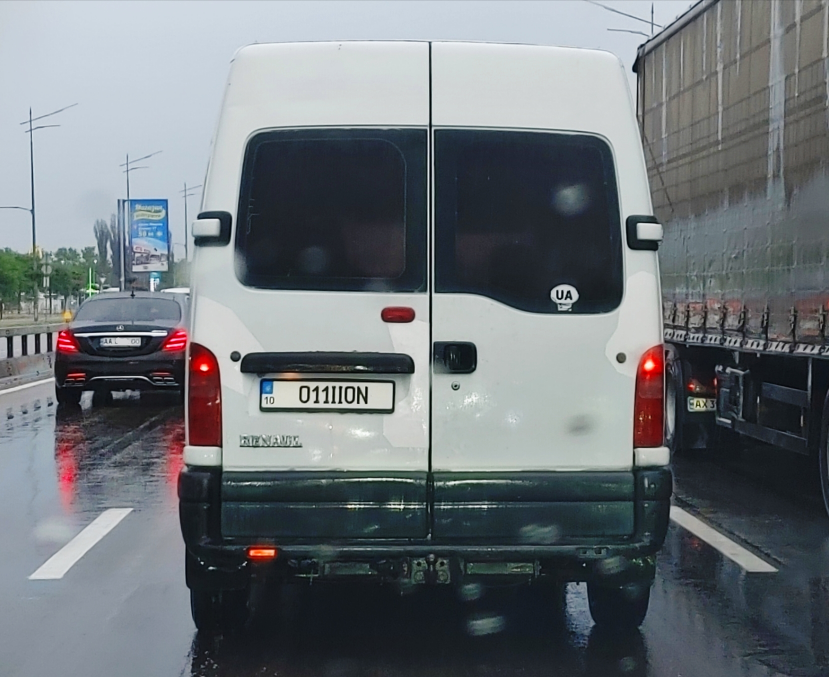 10 O11IION, Renault Master 2nd gen Van (F70), 1997–2003