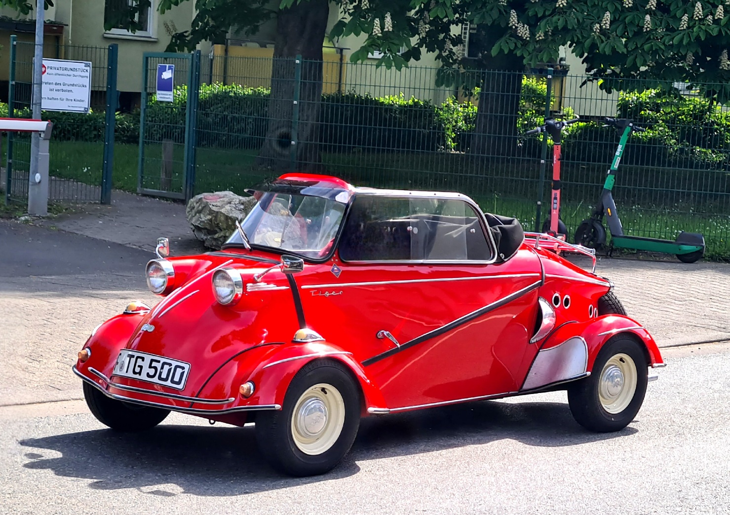 F TG 500, Messerschmitt KR200 