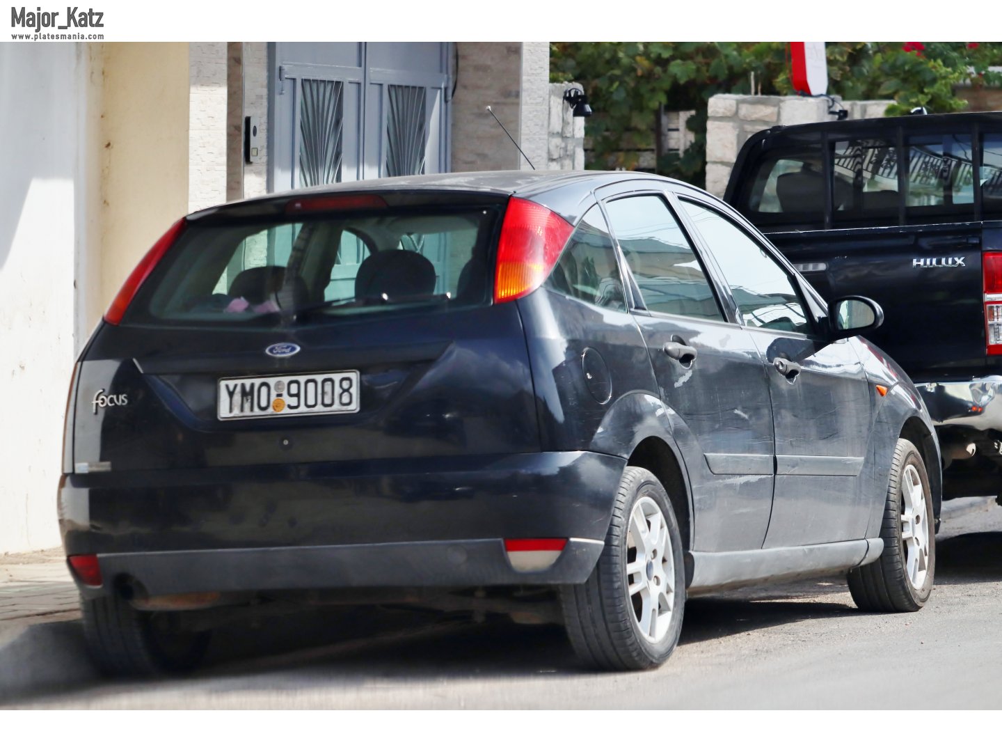 YMO-9008, Ford Focus 1st gen 5-door Hatch (DAW; C170), 1998–2005 (–2008 for LATAM-market)